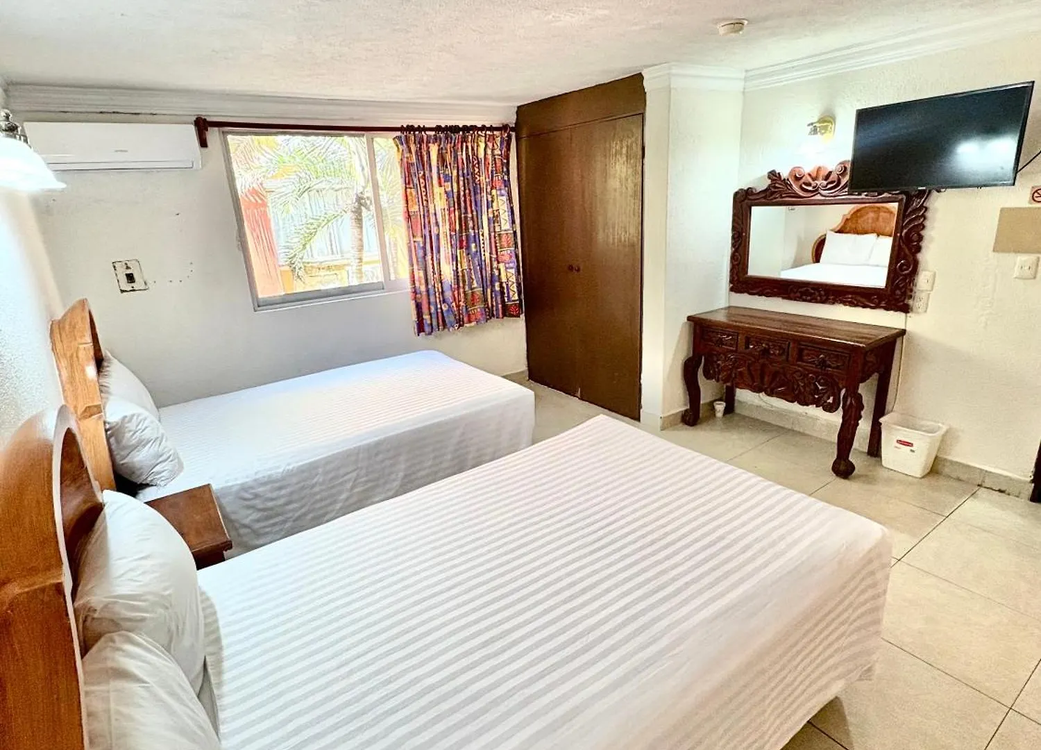 Suites Cancun Center