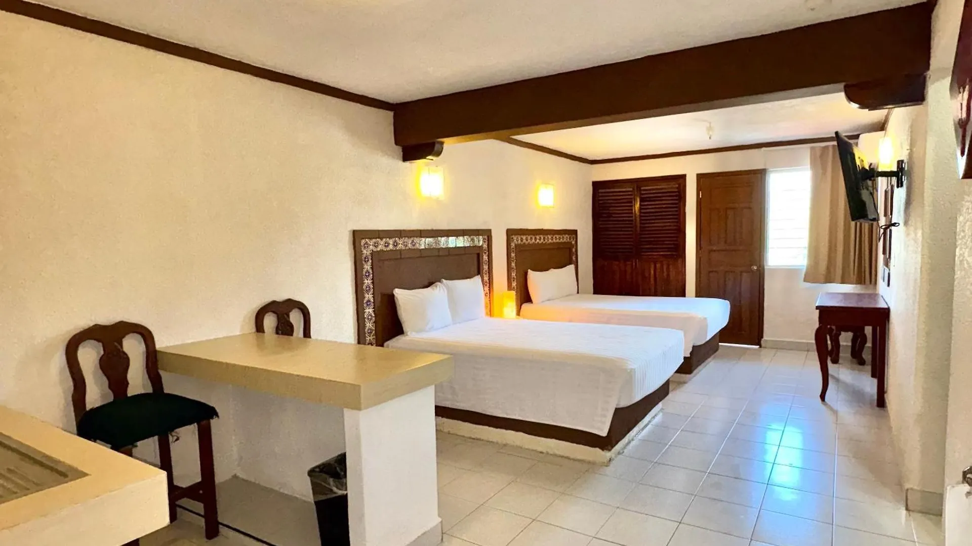 Ξενοδοχείο Suites Cancun Center